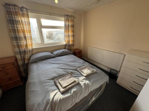 Mayflower road room 3